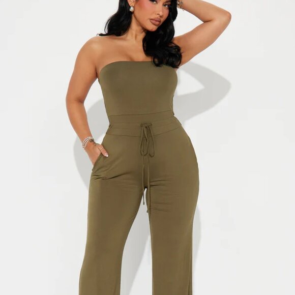Fashion Nova Not Giving Up Jumpsuit - Olive Size Large NWT - Picture 1 of 3